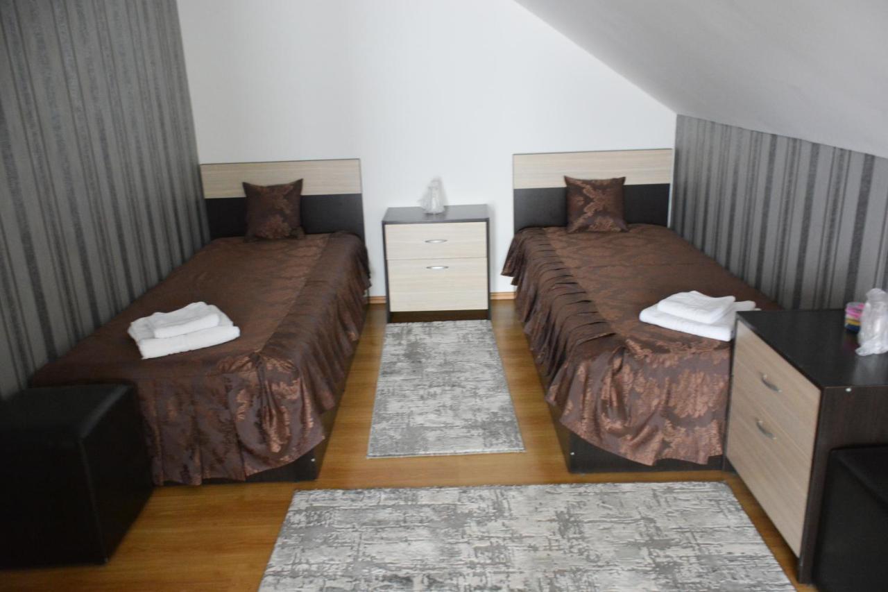 Pensiunea Royal Borşa Extérieur photo