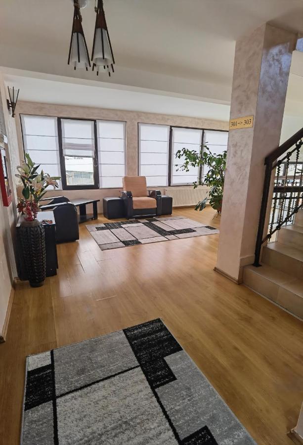 Pensiunea Royal Borşa Extérieur photo