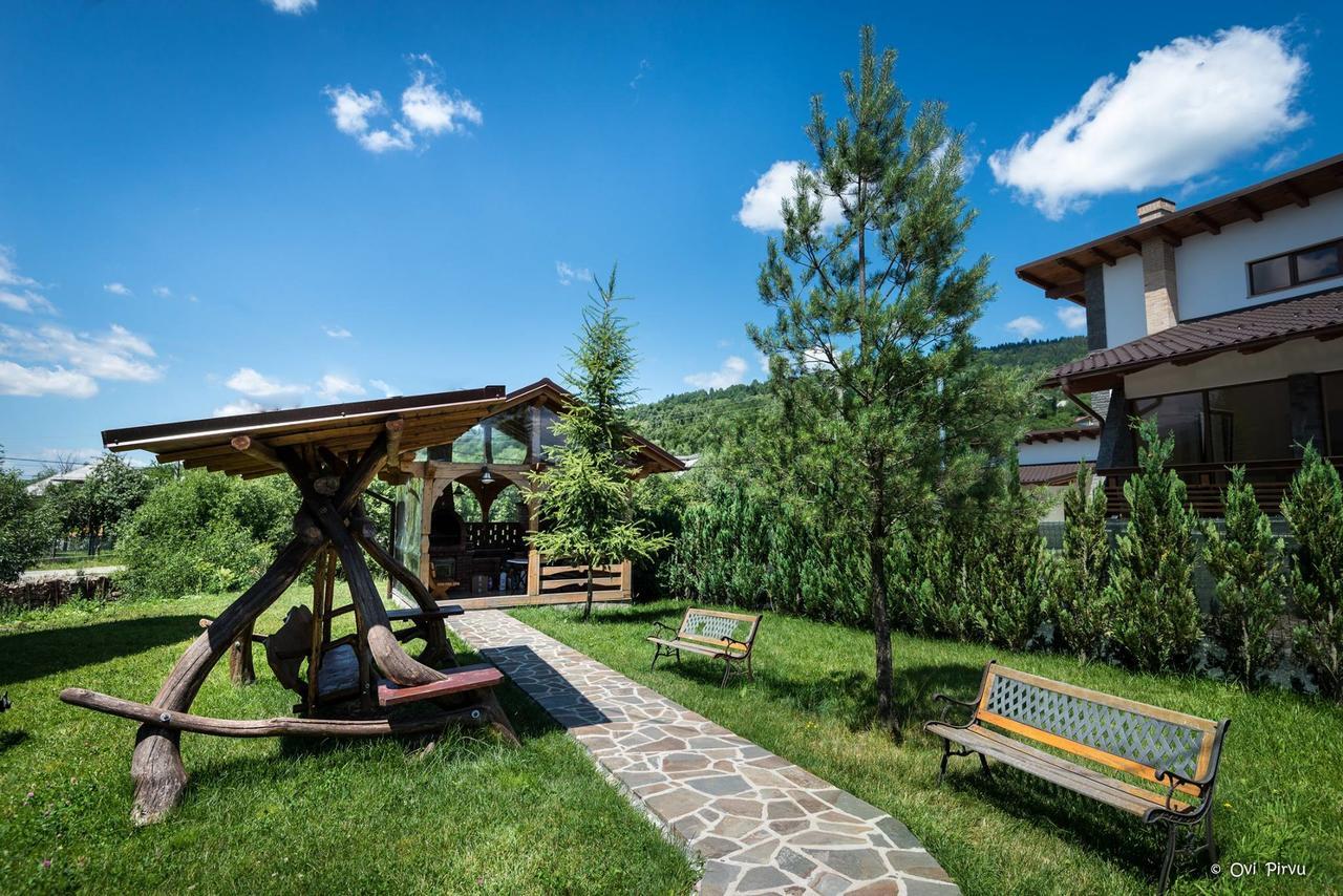 Pensiunea Royal Borşa Extérieur photo